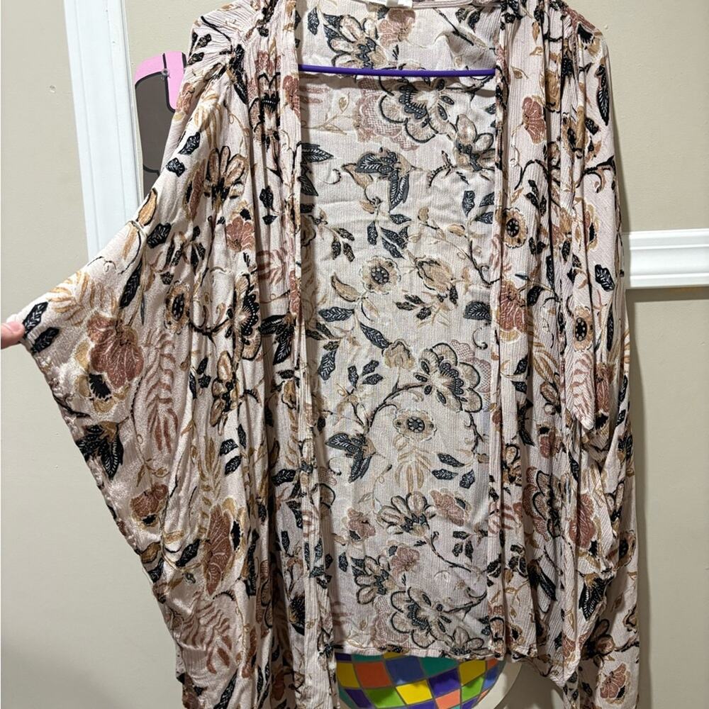 Maurices Floral Kimono - Black, Brown, Cream